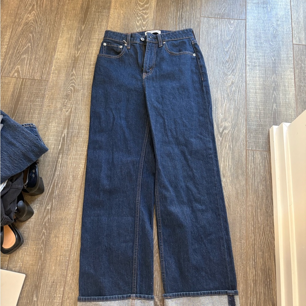 Abercrombie 90s relaxed